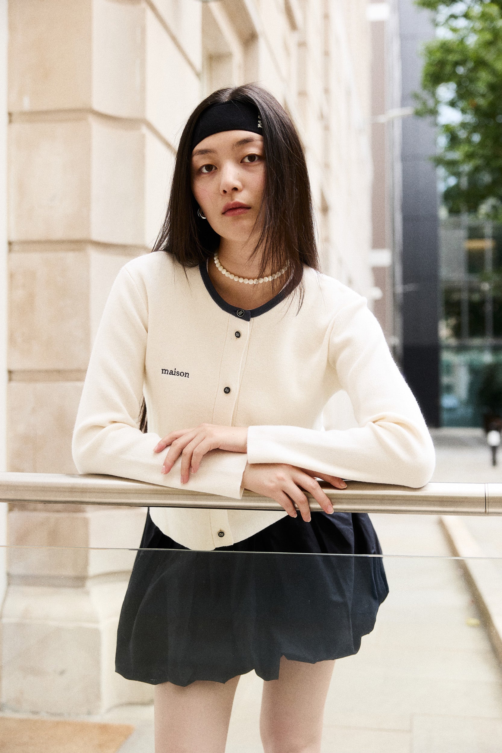 Ivory Dark Grey_01