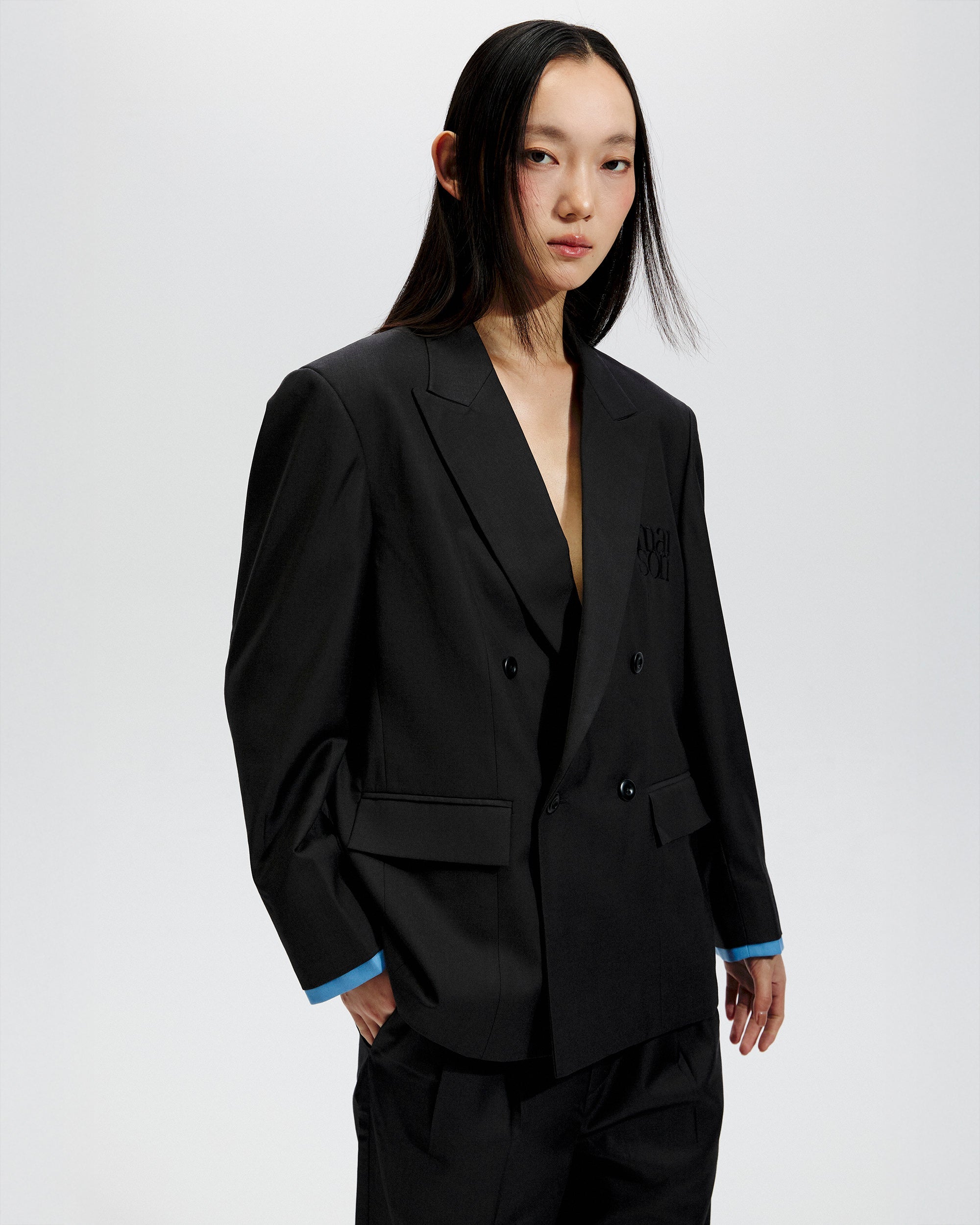 Dark Grey_01