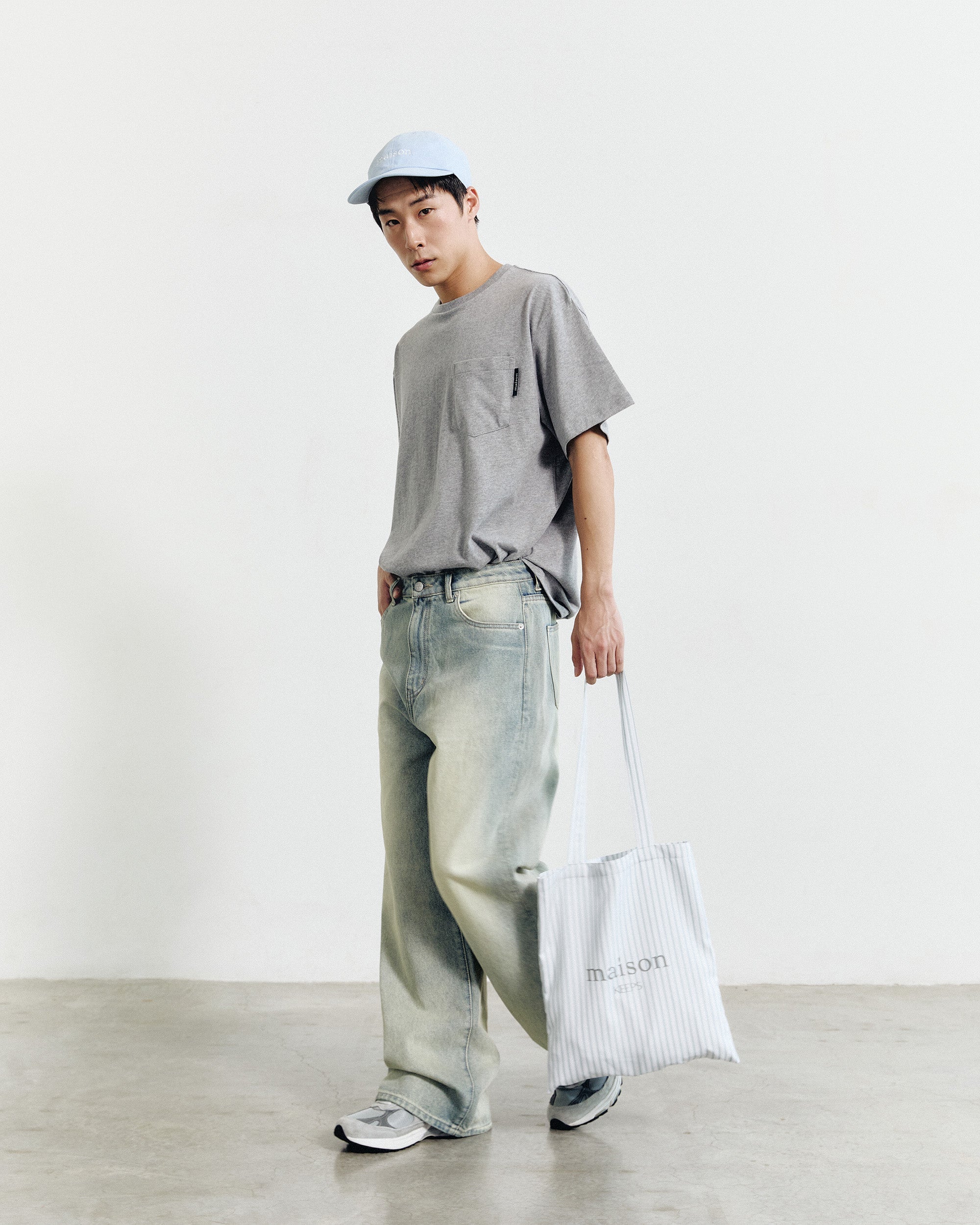Grey_01