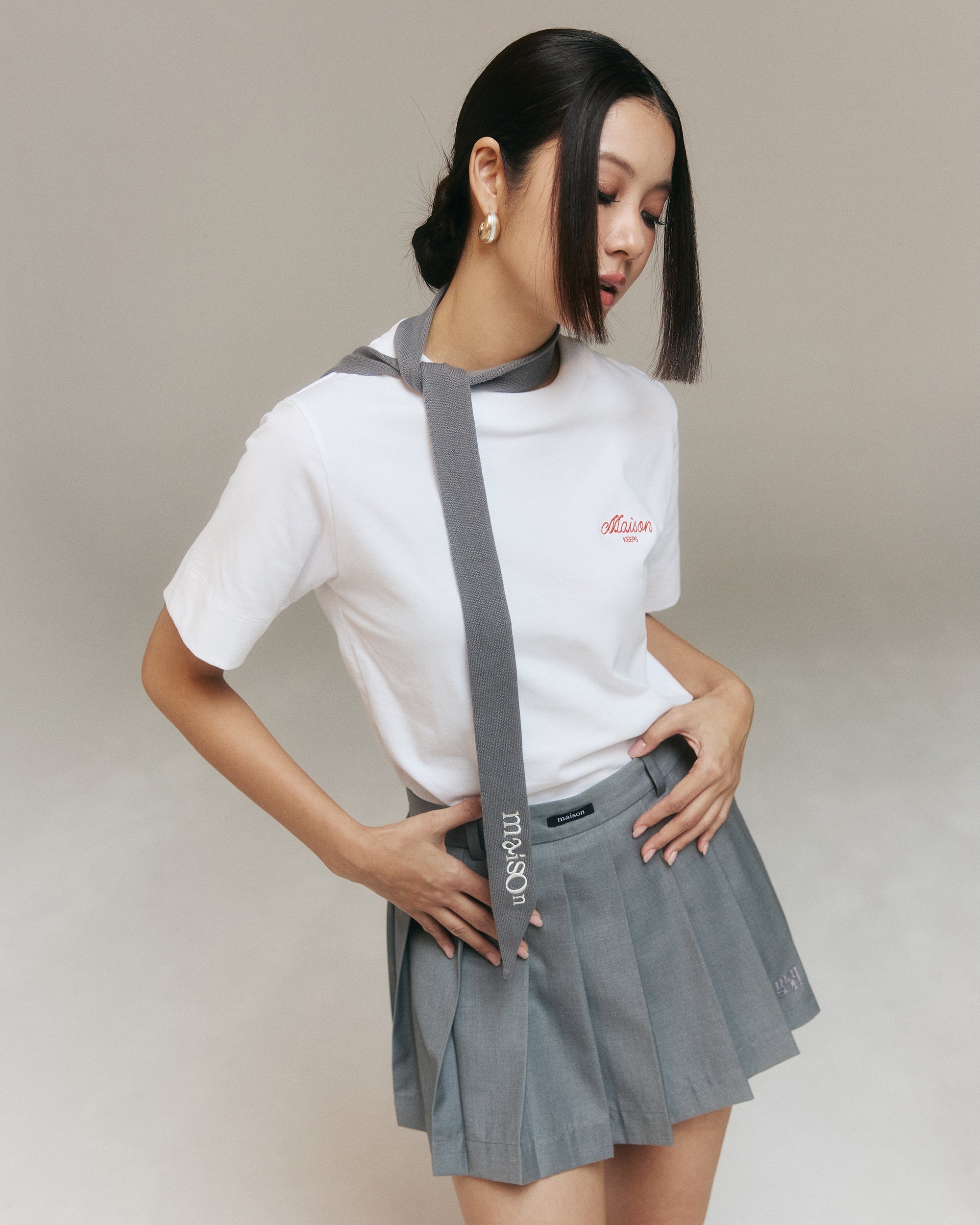 White_01