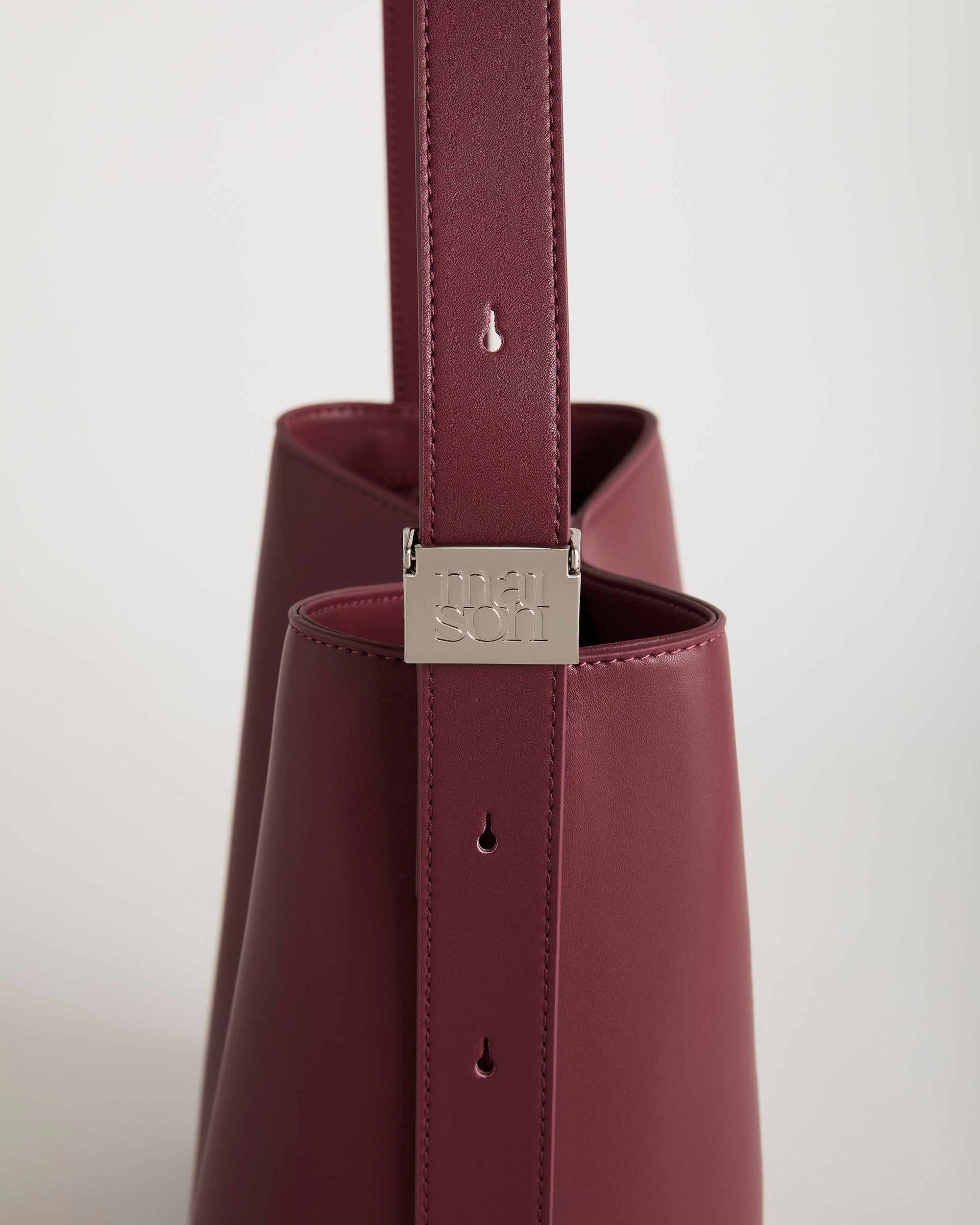 Burgundy_L