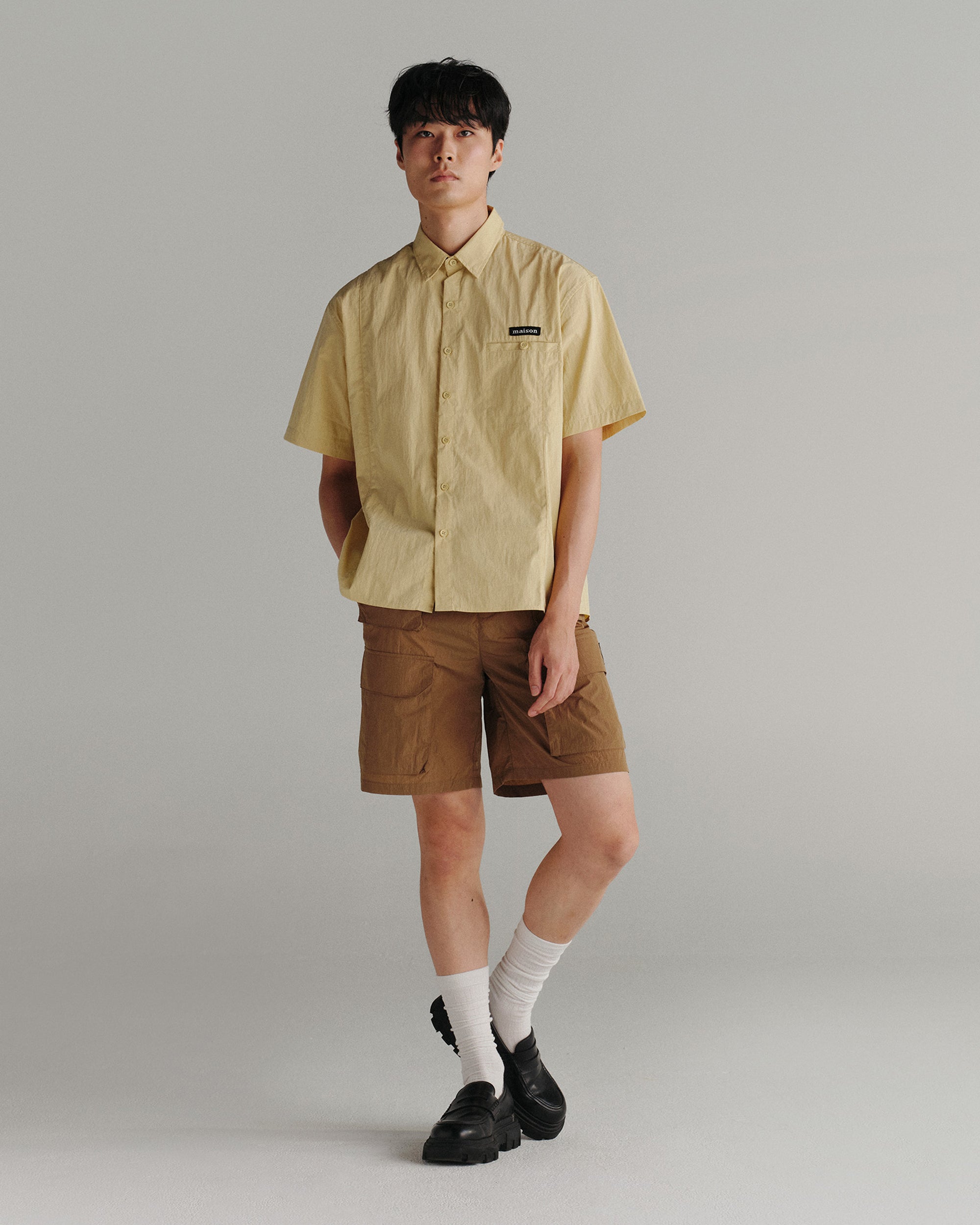 Khaki_01