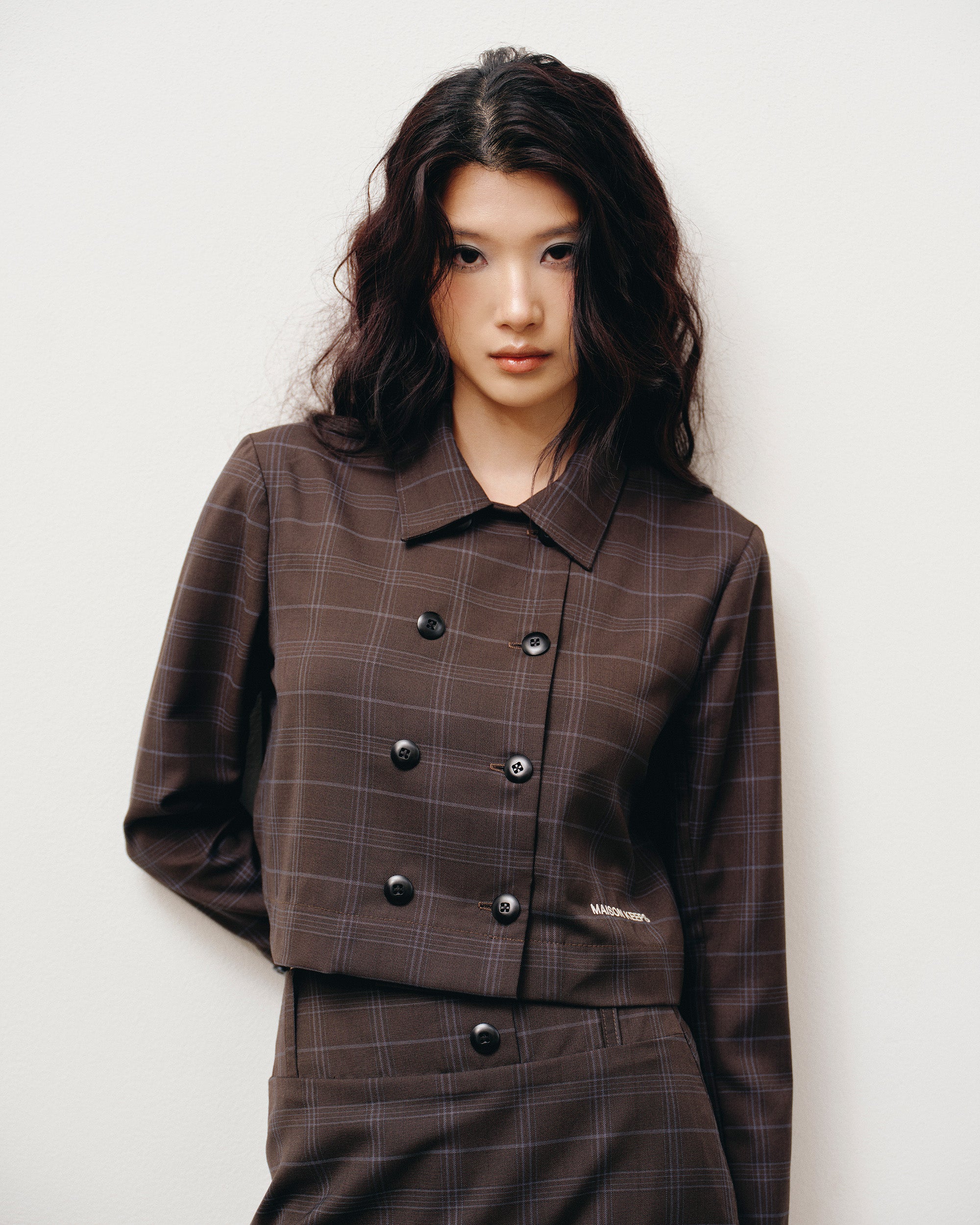 Dark Brown_01