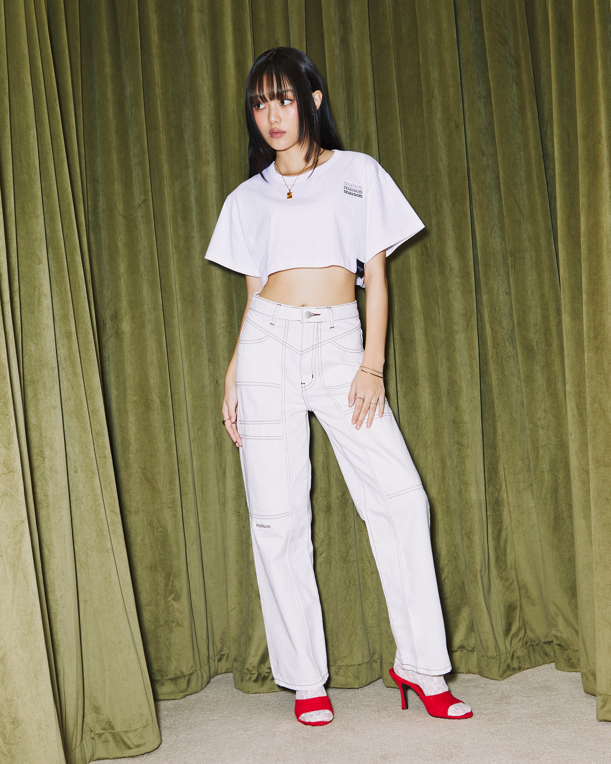 White_01