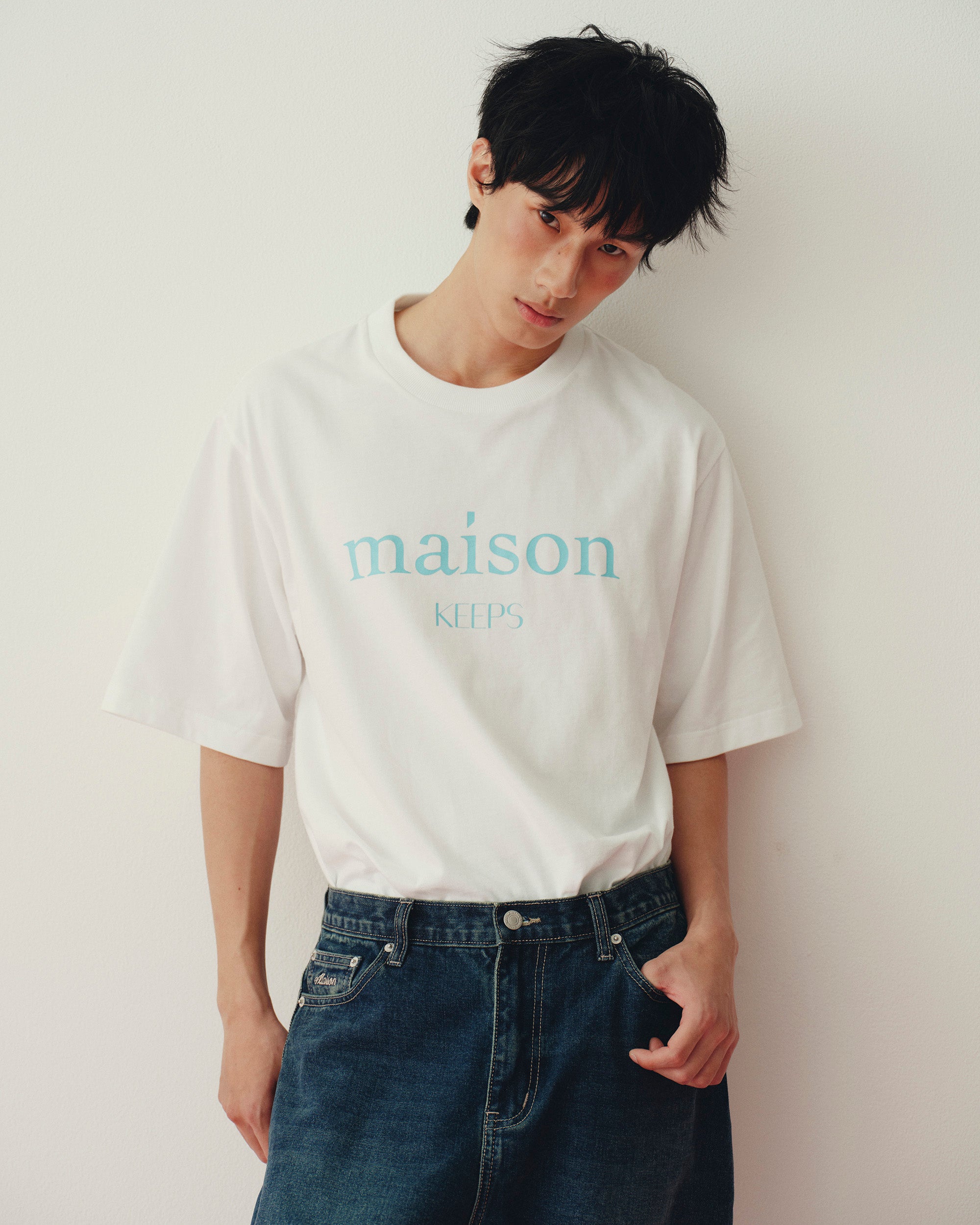 White_01