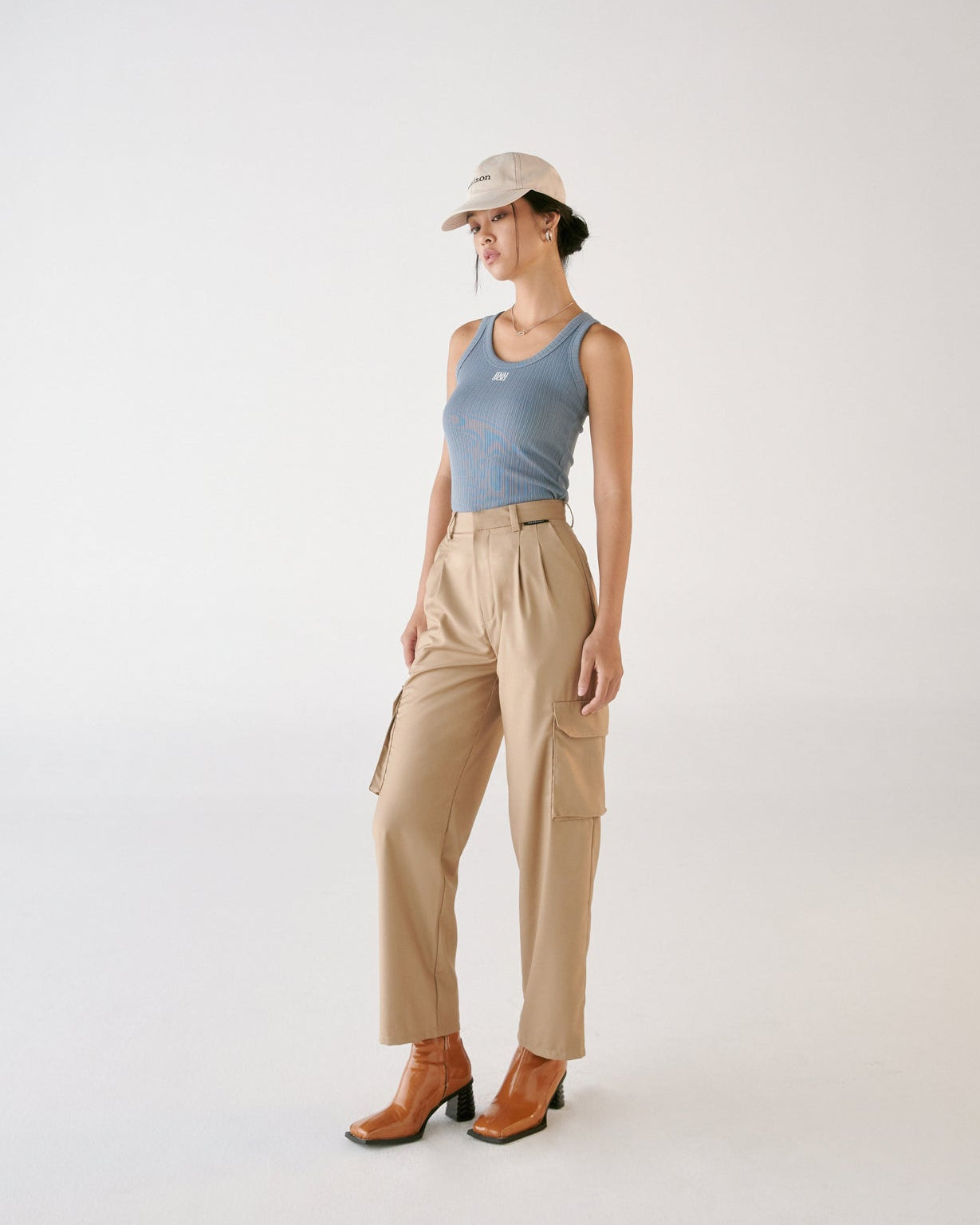 Beige_01