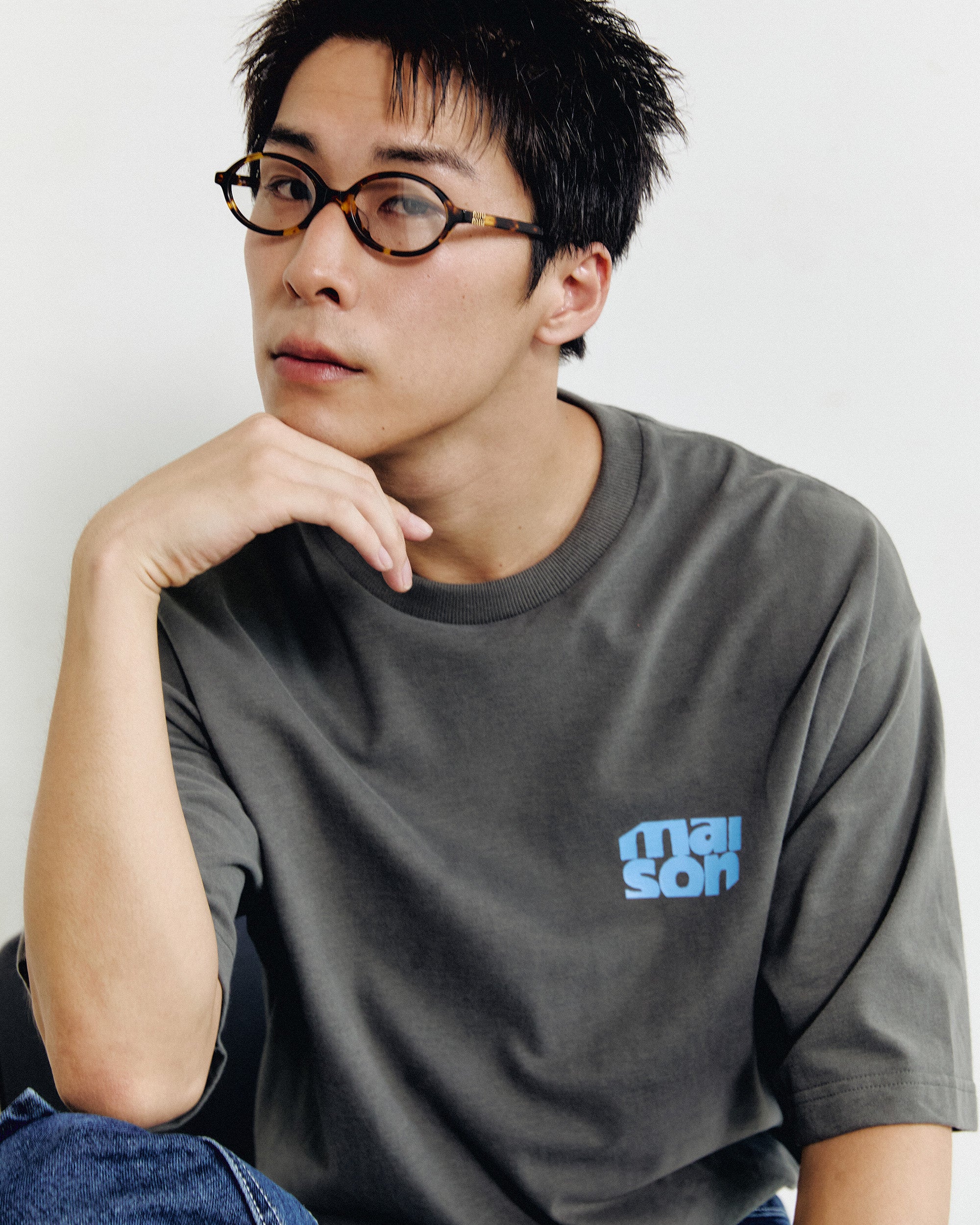 Grey_01_Men