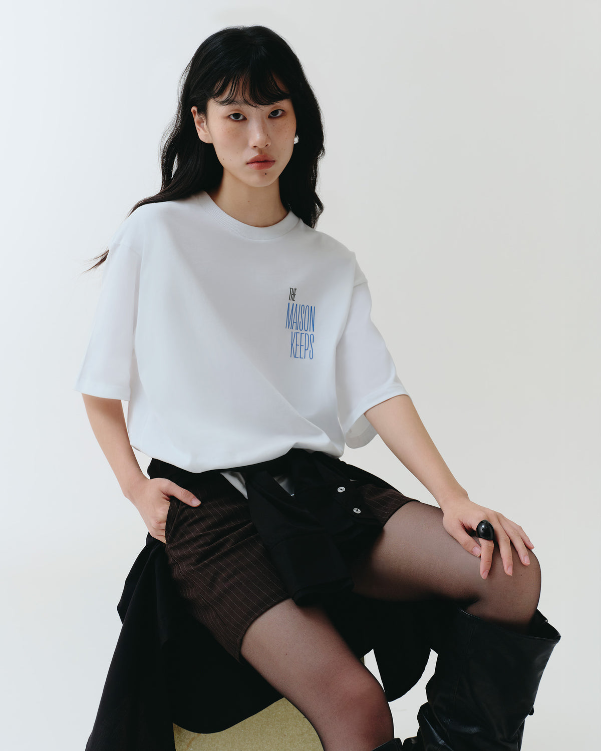 White_01