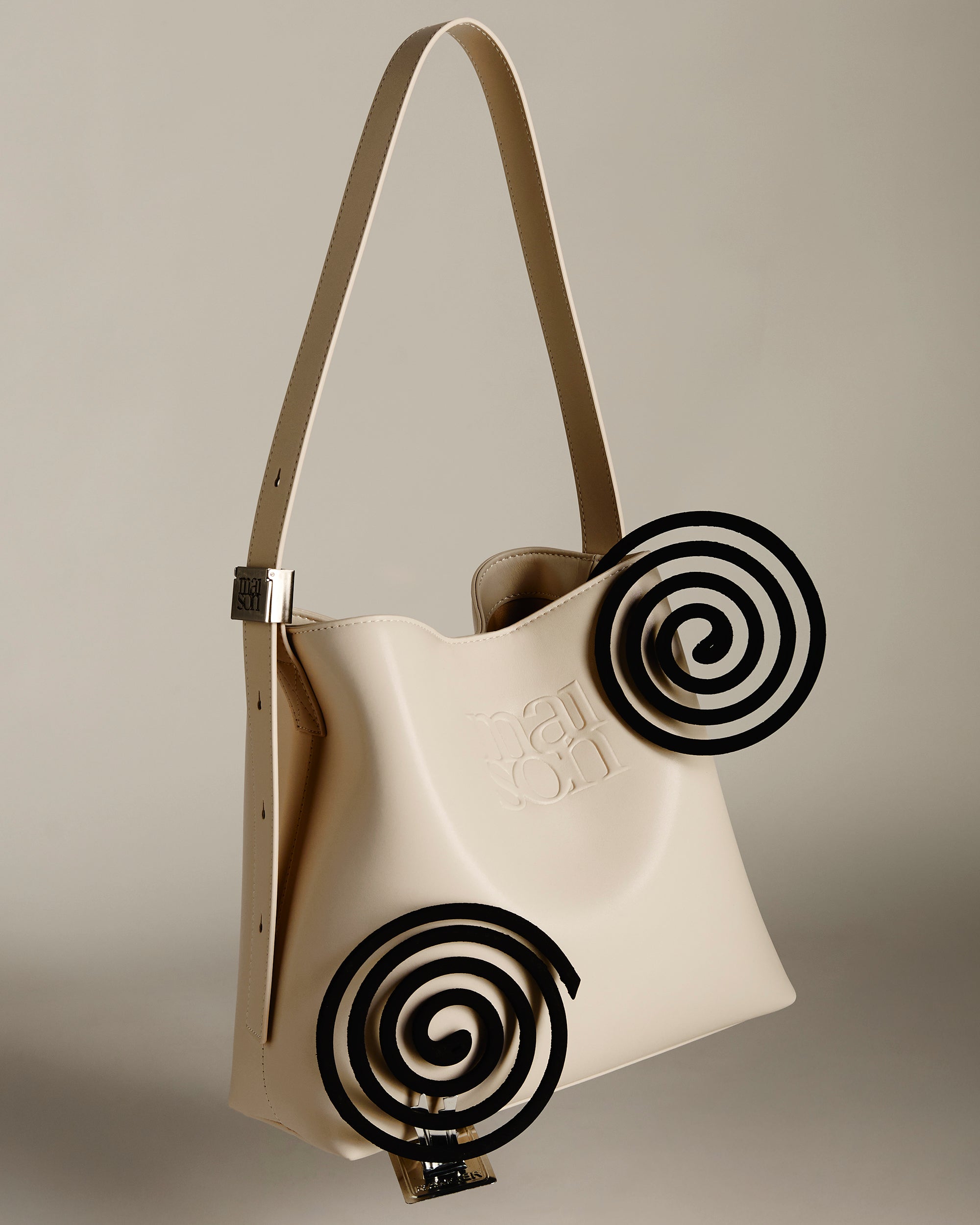 Ivory_01