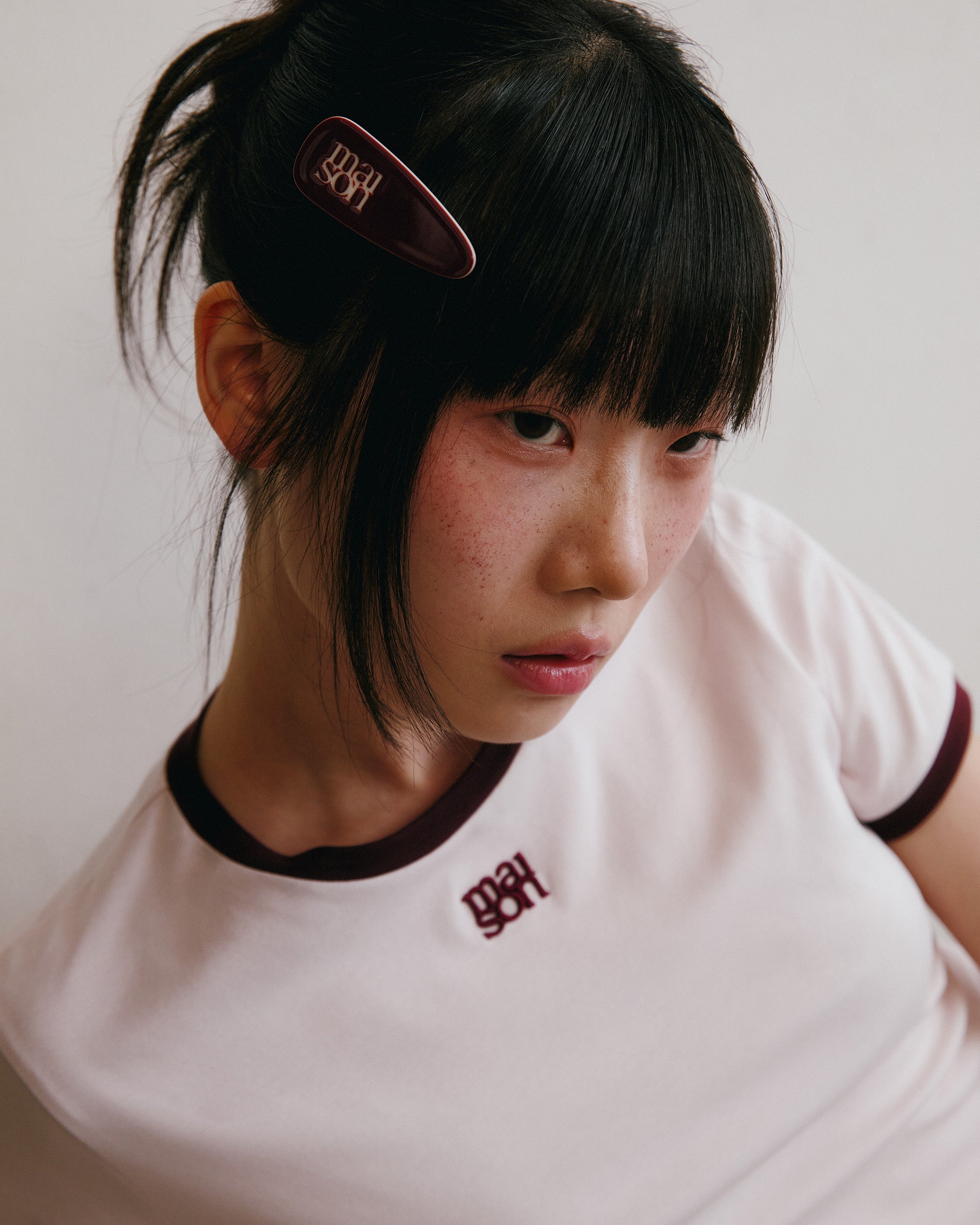 Burgundy_01