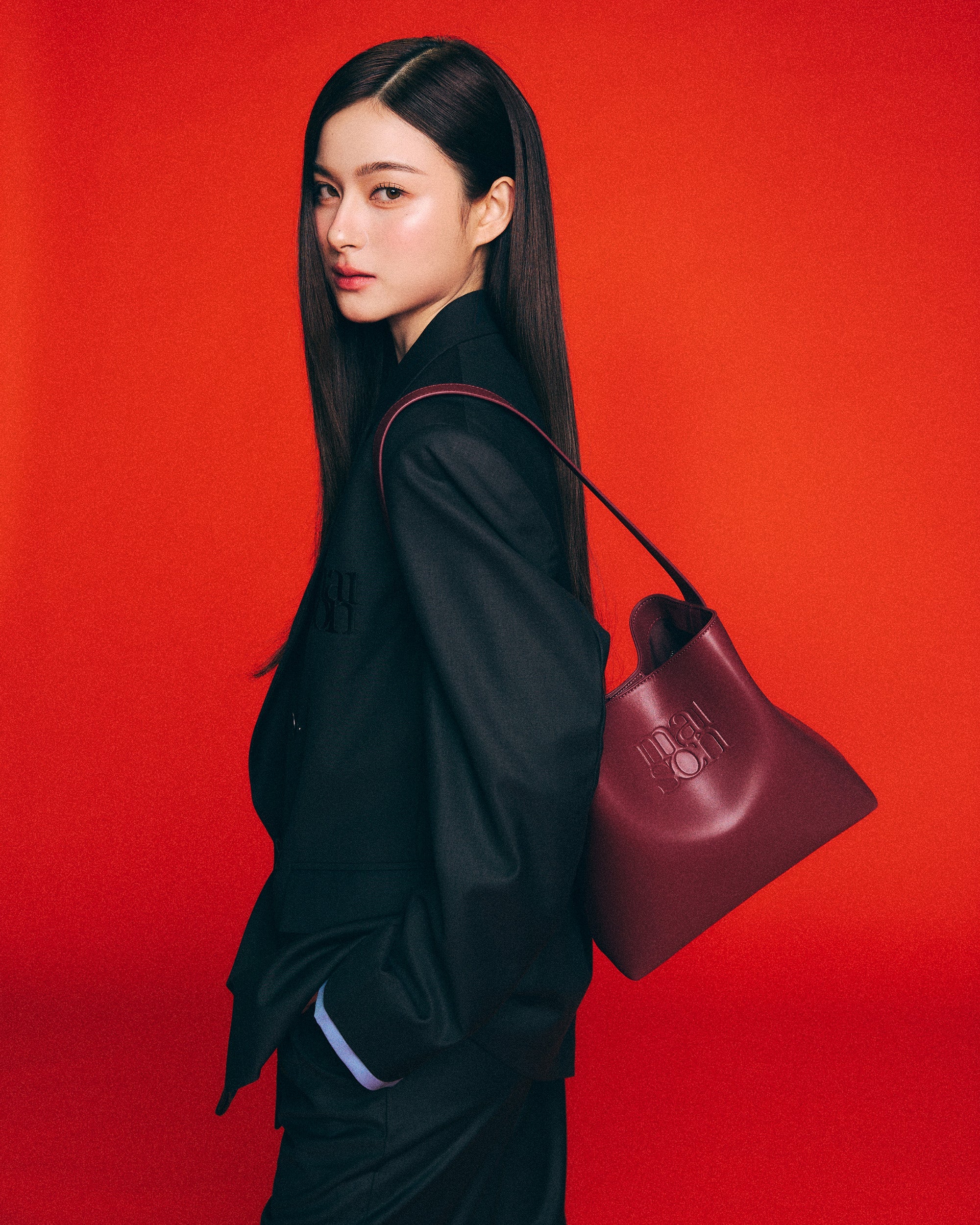 Burgundy_01