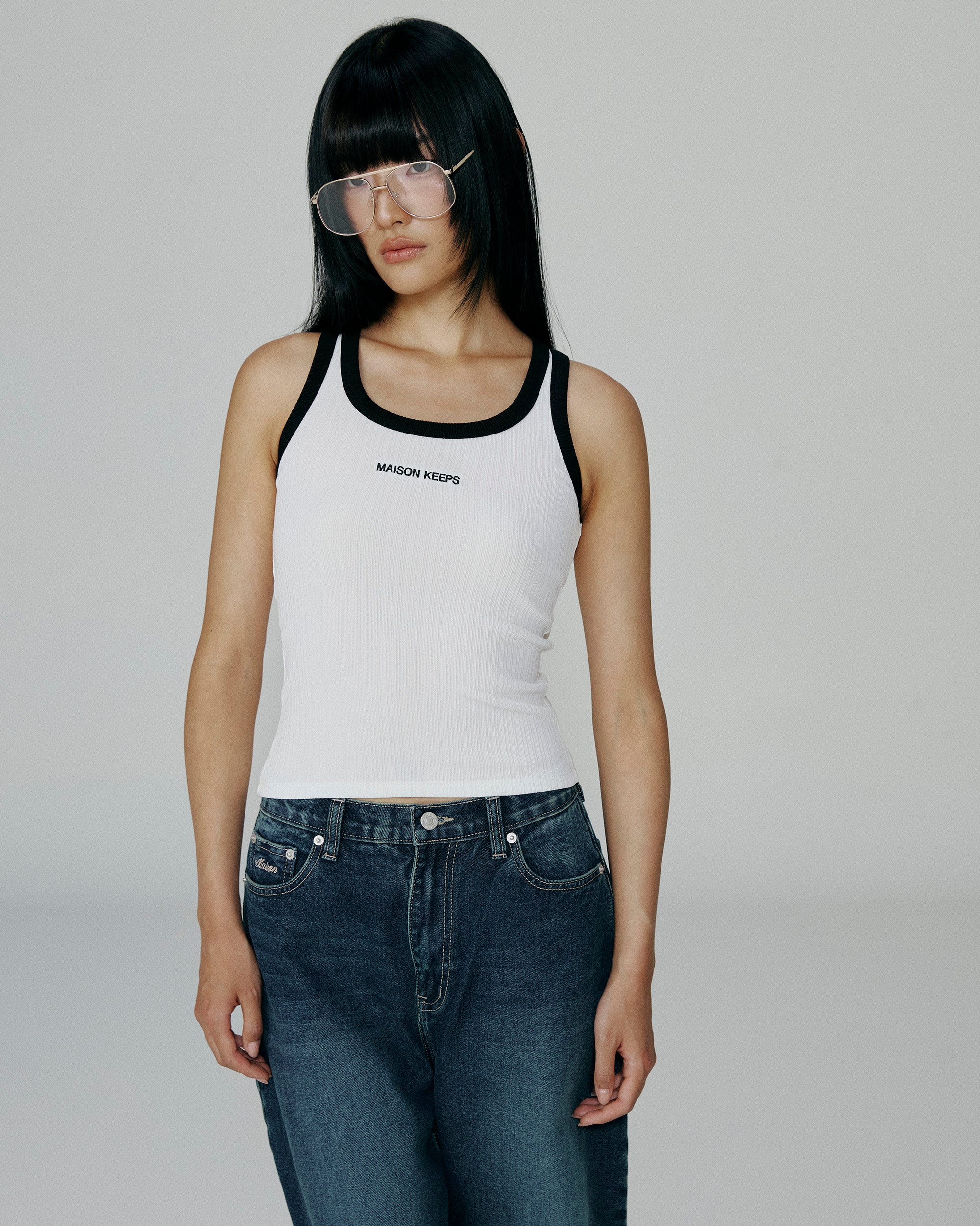 White_01