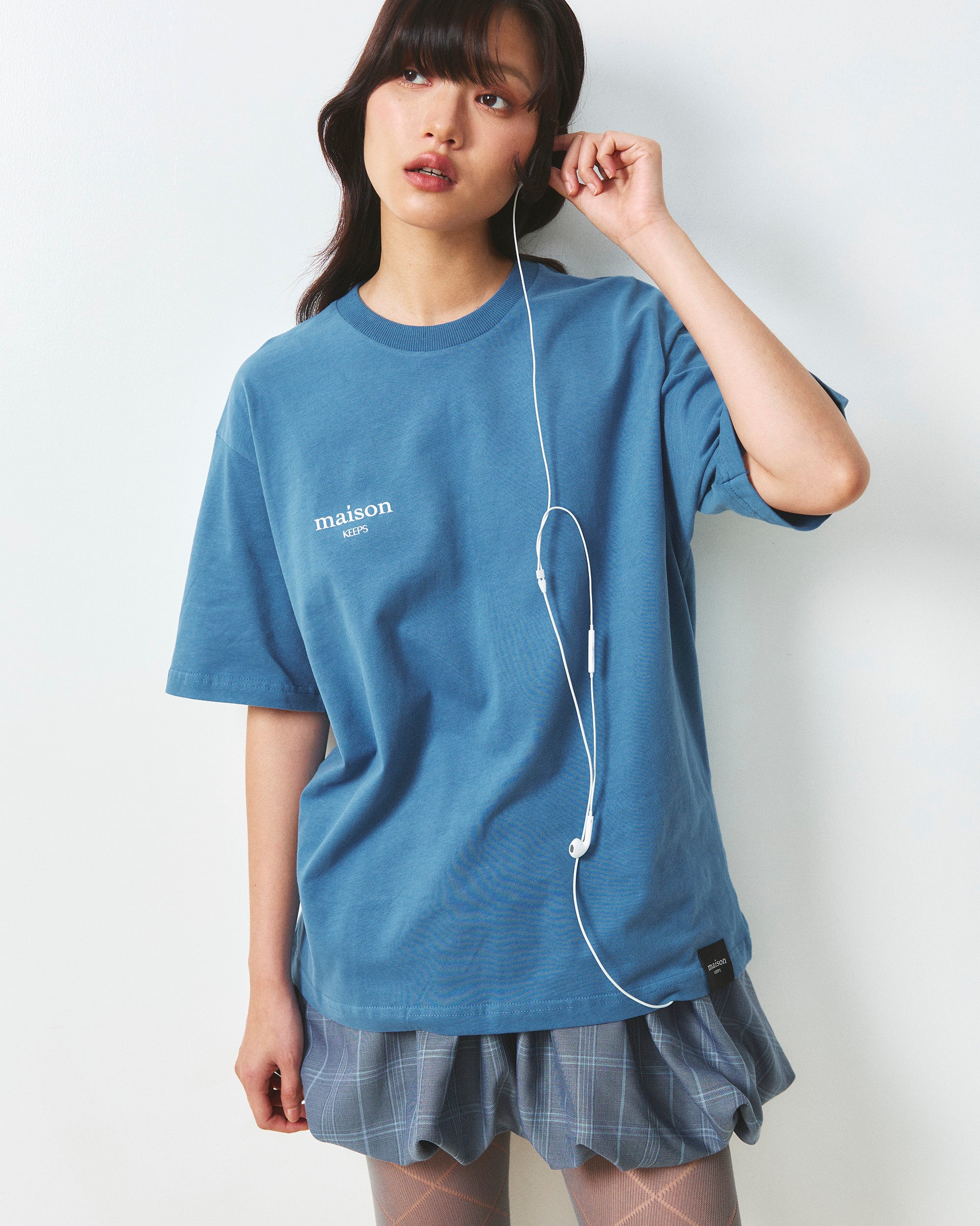 Thunder Blue-White_01